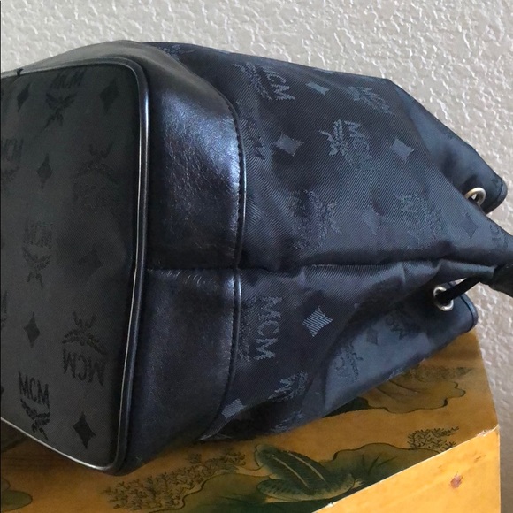 Auth. Vintage MCM Visetos Crossbody Drawstring - Picture 4 of 7